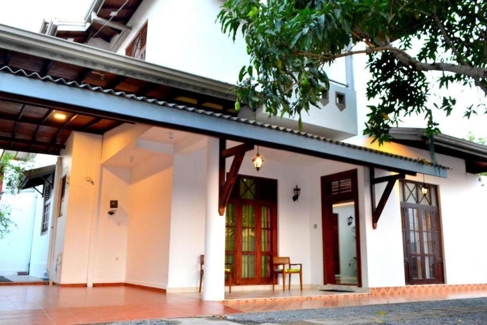 Sobaya Residence Ambalantota ภายนอก รูปภาพ